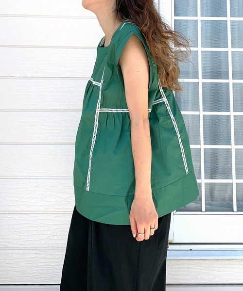 Q（キュー）の「コットンギャザーブラウス（シャツ/ブラウス・レディース・ブラック/グリーン・MEDIUM）」の10枚目の写真