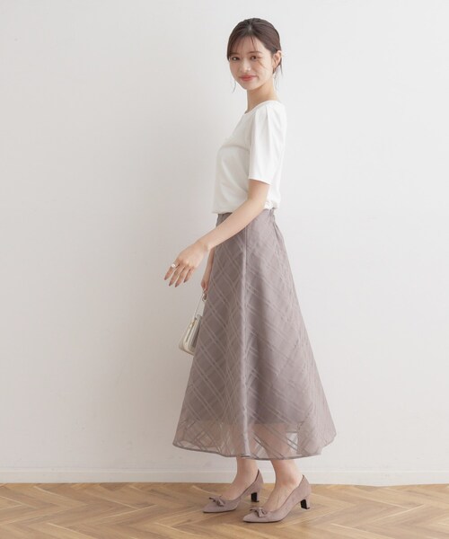 couture brooch(クチュールブローチ)の「◆【ほの甘、大人のフェミニンカジュアルT】パール調ロゴT(Tシャツ/カットソー・レディース・ブラウン系その他/オフホワイト/ブラック・42/38)」の12枚目の写真