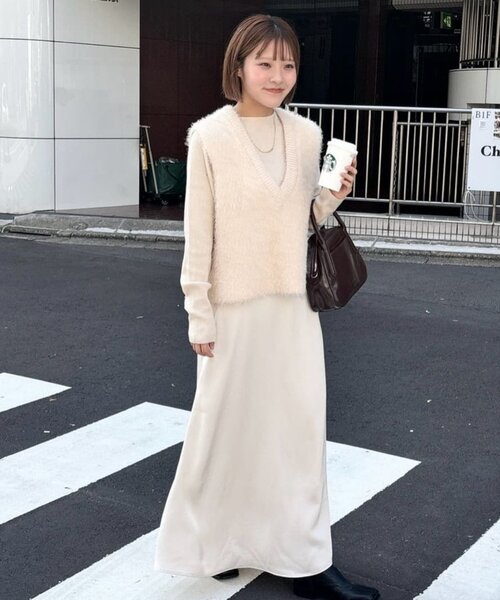 セール】【こなれ感UP/365日活躍！】前後2WAYフェザーヤーンショート