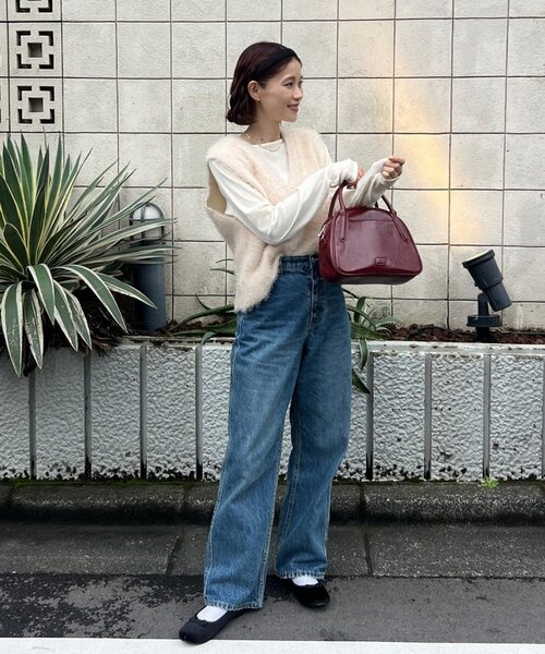 DISCOAT(ディスコート)の「【こなれ感UP/365日活躍!】前後2WAYフェザーヤーンショートベスト(ベスト・レディース・ブラック/アイボリー/チャコールグレー/ベージュ/モカ/ブラウン・FREE)」の19枚目の写真