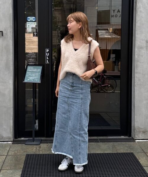 DISCOAT(ディスコート)の「【こなれ感UP/365日活躍!】前後2WAYフェザーヤーンショートベスト(ベスト・レディース・ブラック/アイボリー/チャコールグレー/ベージュ/モカ/ブラウン・FREE)」の21枚目の写真