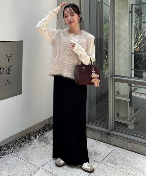 こなれ感UP/ロングシーズン活躍】前後2WAYフェザーヤーンショート