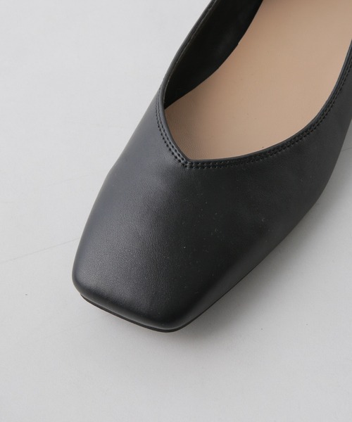 NANO universe（ナノユニバース）の「スクエアトゥフラットパンプス（パンプス・レディース・ブラック/アイボリー・36/38/37）」の6枚目の写真