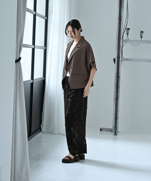 STYLE DELI(スタイルデリ)の「【BLK001】ハーフスリーブジャケット(テーラードジャケット・レディース・チャコールグレー/ブラック・FREE)」の7枚目の写真