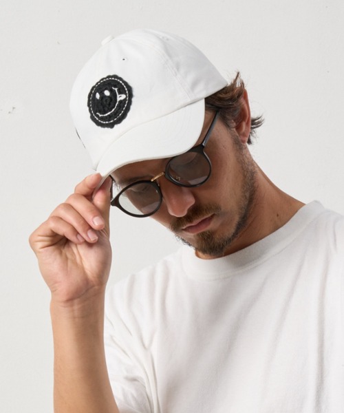 STUD MUFFIN(スタッドマフィン)の「STUD MUFFIN/スタッドマフィン/カギ編みスマイル&ワッペン コットンCAP(キャップ・メンズ・ホワイト/ブラック・F)」の8枚目の写真