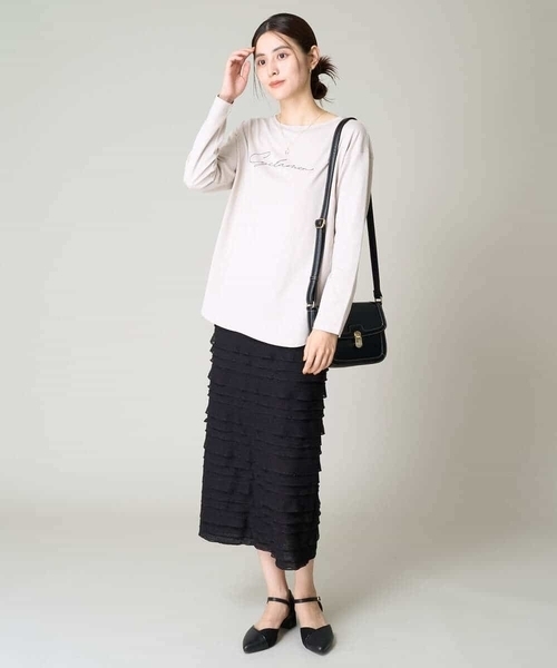 a.v.v（アーヴェヴェ）の「【コットン100％】大人のロゴロンT（Tシャツ/カットソー・レディース・ホワイト/チャコールグレー/グレー系その他・38/40/42/36/34）」の8枚目の写真