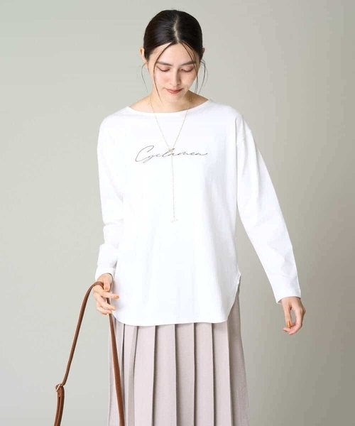 a.v.v（アーヴェヴェ）の「【コットン100％】大人のロゴロンT（Tシャツ/カットソー・レディース・ホワイト/チャコールグレー/グレー系その他・38/40/42/36/34）」の11枚目の写真