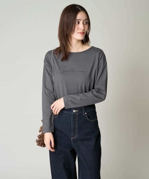 a.v.v（アーヴェヴェ）の「【コットン100％】大人のロゴロンT（Tシャツ/カットソー・レディース・ホワイト/チャコールグレー/グレー系その他・38/40/42/36/34）」の17枚目の写真