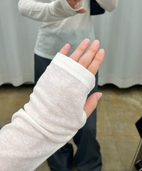 GIUNON（ジウノン）の「back stitch sheer tops / バックステッチシアートップス（Tシャツ/カットソー・レディース・アイボリー/ブラック/グレー/ブルー・FREE）」の9枚目の写真