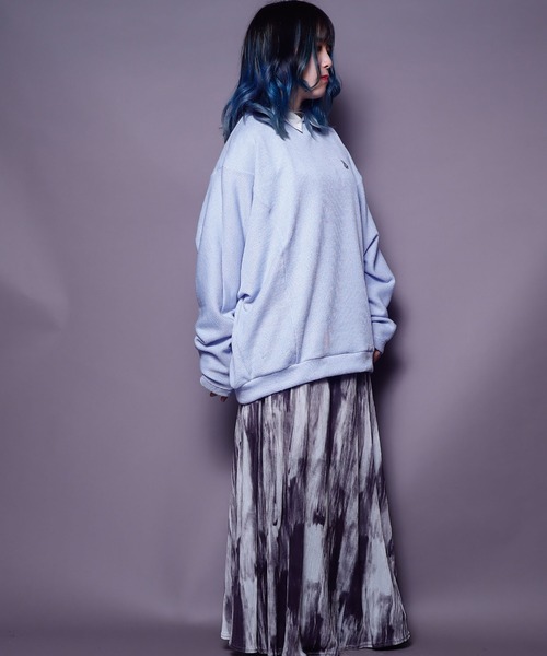 AFYF（エーエフワイエフ）の「AFYF DORMAN LST/ビッグシルエット ドルマンT（ニット/セーター・レディース・ブラック/サックスブルー/マスタード・FREE）」の9枚目の写真