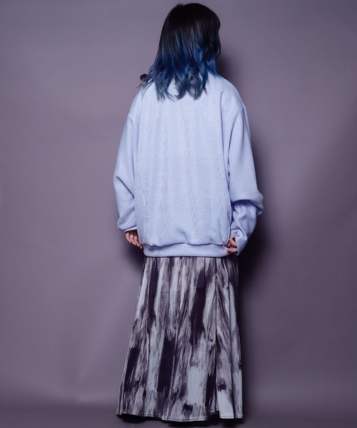 AFYF（エーエフワイエフ）の「AFYF DORMAN LST/ビッグシルエット ドルマンT（ニット/セーター・レディース・ブラック/サックスブルー/マスタード・FREE）」の11枚目の写真