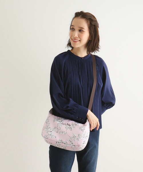 LAURA ASHLEY(ローラアシュレイ)の「ポリントン ローゼズ柄 ショルダーバッグ(ショルダーバッグ・レディース・ピンク系その他/ベージュ系その他3/ネイビー系・00)」の6枚目の写真