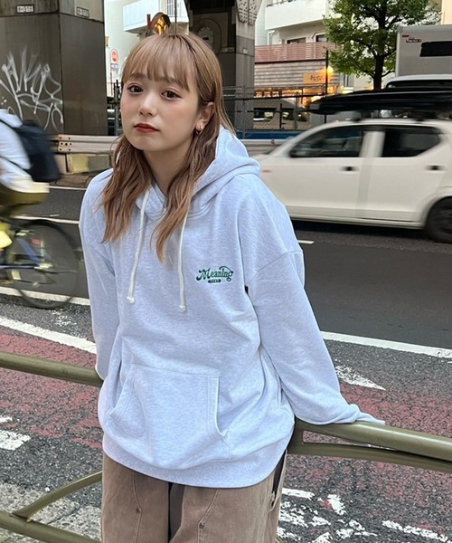 NUNIFE（ユニフィー）の「【NUNIFE】《さやべびコラボ》胸元ロゴ裏毛