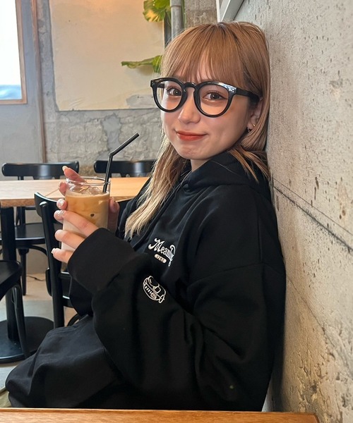 NUNIFE(ユニフィー)の「【NUNIFE】《さやべびコラボ》胸元ロゴ裏毛パーカー(パーカー・レディース・オートミール/ネイビー/ブラック・MEDIUM/LARGE)」の15枚目の写真