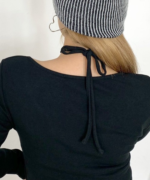 non-hedge（ノンヘッジ）の「アンサンブル風ロゴ刺繍ショート丈トップス（Tシャツ/カットソー・レディース・モカ/ブラック/グレー・FREE）」の17枚目の写真