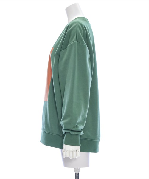 clear（クリア）の「配色プリントロング丈スウェットトップス [大人カジュアル]≪2024AW新作≫（スウェット・レディース・グリーン/オフホワイト/チャコールグレー・F）」の6枚目の写真