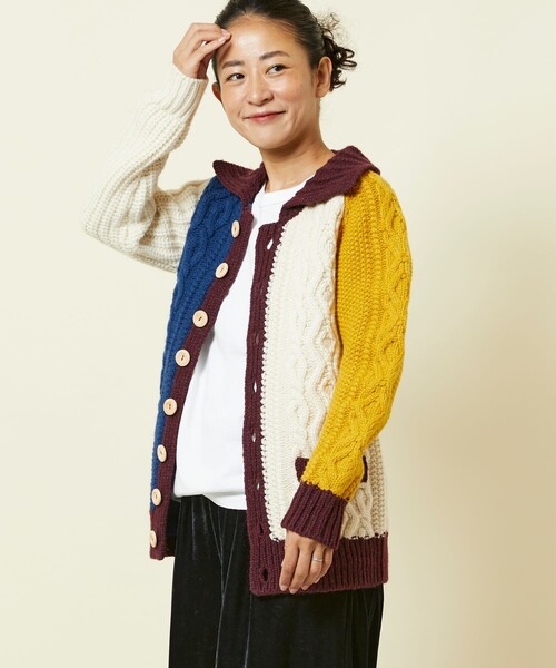 Freada(フリーダ)の「Freada/フリーダ パターンケーブルカーディガン(カーディガン/ボレロ・レディース・マルチ/オフホワイト・フリ-)」の6枚目の写真