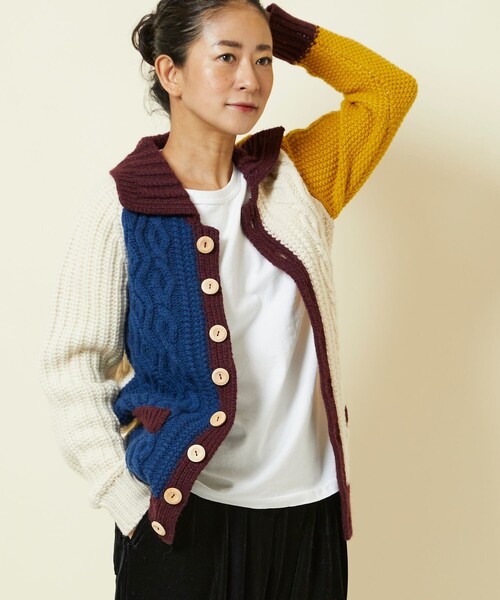 Freada(フリーダ)の「Freada/フリーダ パターンケーブルカーディガン(カーディガン/ボレロ・レディース・マルチ/オフホワイト・フリ-)」の13枚目の写真