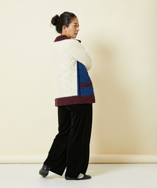 Freada(フリーダ)の「Freada/フリーダ パターンケーブルカーディガン(カーディガン/ボレロ・レディース・マルチ/オフホワイト・フリ-)」の17枚目の写真