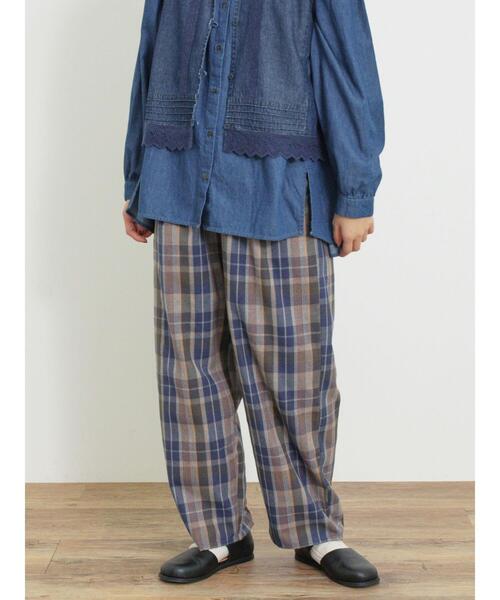 Samansa Mos2（サマンサ モスモス）の「TRチェック柄イージーストレートパンツ（その他パンツ・レディース・グレー/ネイビー/マスタード・F）」の3枚目の写真