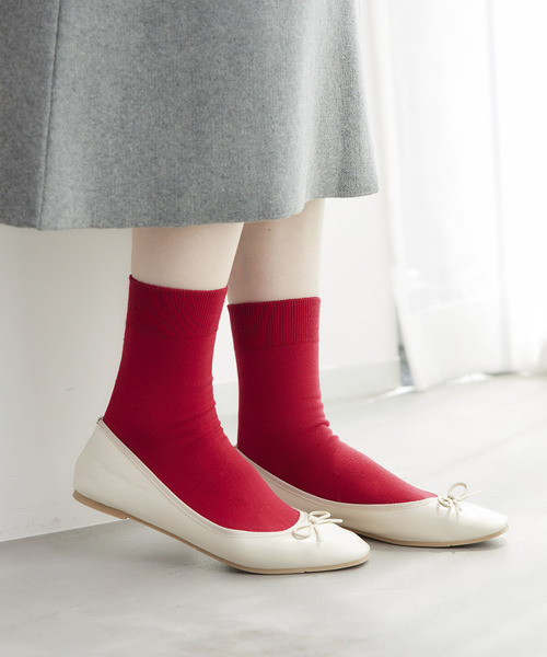 ROPE' PICNIC（ロペピクニック）の「【一部店舗限定】レーヨンシルケットクルーソックス（ソックス/靴下・レディース・ブラック/キナリ/レッド/ピンク系その他2・FREE）」の4枚目の写真