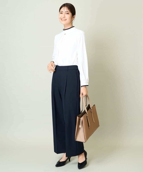 a.v.v（アーヴェヴェ）の「メタルパーツレイヤードブラウス（シャツ/ブラウス・レディース・アイボリー/ネイビー/ホワイト・34/38/36/42/40）」の11枚目の写真