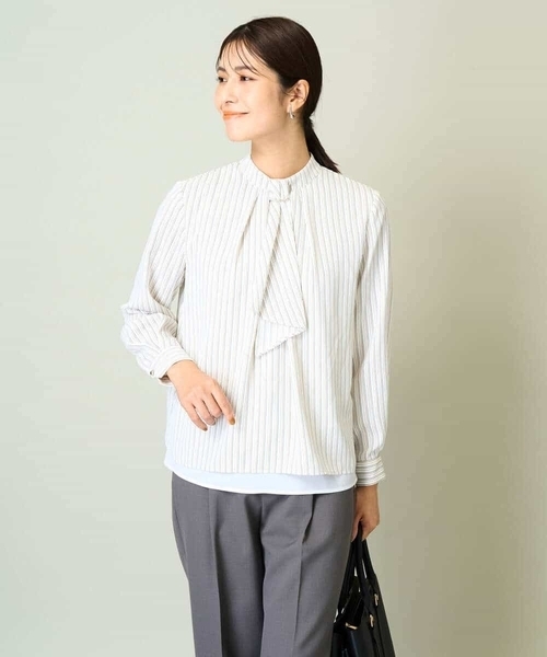 a.v.v（アーヴェヴェ）の「メタルパーツレイヤードブラウス（シャツ/ブラウス・レディース・アイボリー/ネイビー/ホワイト・34/38/36/42/40）」の14枚目の写真