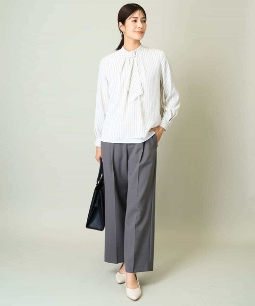 a.v.v（アーヴェヴェ）の「メタルパーツレイヤードブラウス（シャツ/ブラウス・レディース・アイボリー/ネイビー/ホワイト・34/38/36/42/40）」の16枚目の写真