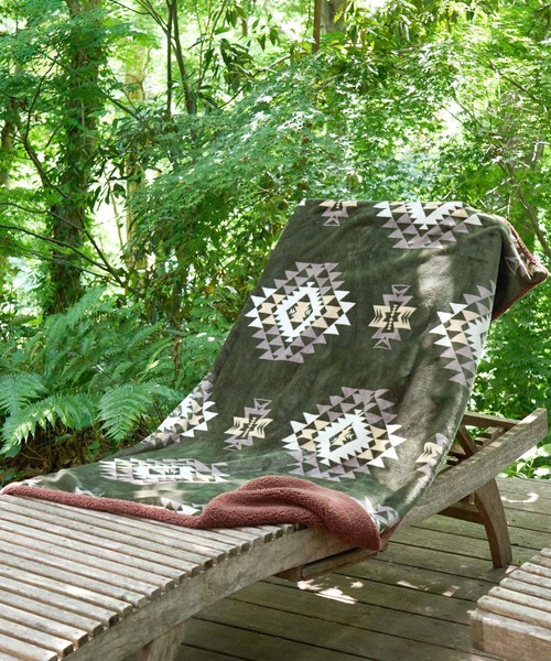 チャイハネ(チャイハネ)の「【チャイハネ】NOMADY ノマディブランケットM(ブランケット・レディース・ブラック/カーキ/ナチュラル/ターコイズブルー/サンドベージュ/スカイブルー・FREE)」の4枚目の写真