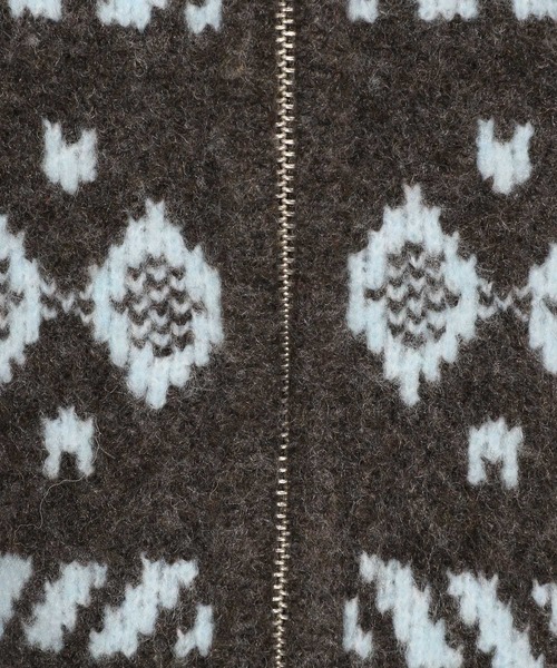 LOWRYS FARM（ローリーズファーム）の「ノルディックジップ