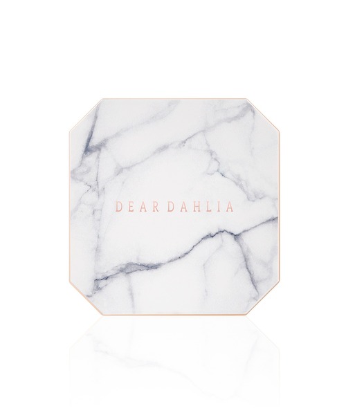 DEAR DAHLIA(ディアダリア)の「DEAR DAHLIA ドリームベルベットアイシャドウパレット(アイシャドウ・レディース・MOONLIT DESERT/LOVE SPELL/DELICATE/HEARTWARMING・FREE)」の5枚目の写真