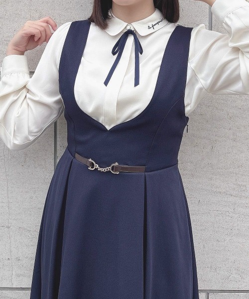 F i.n.t（フィント）の「リボンタイ付きロゴ刺繍衿長袖ブラウス/fint フィント（シャツ/ブラウス・レディース・オフホワイト/ライトベージュ・FREE）」の9枚目の写真