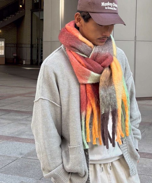 CANAL JEAN（キャナルジーン）の「El mar　ボリュームチェックマフラー（マフラー・レディース・ピンク/オレンジ/イエロー/ブラック・ONE SIZE）」の14枚目の写真