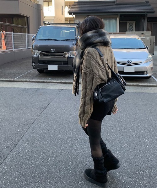 anyonemore（エニワンモア）の「ウエストゴムリブニットショートパンツ（その他パンツ・レディース・ブラック・FREE）」の11枚目の写真