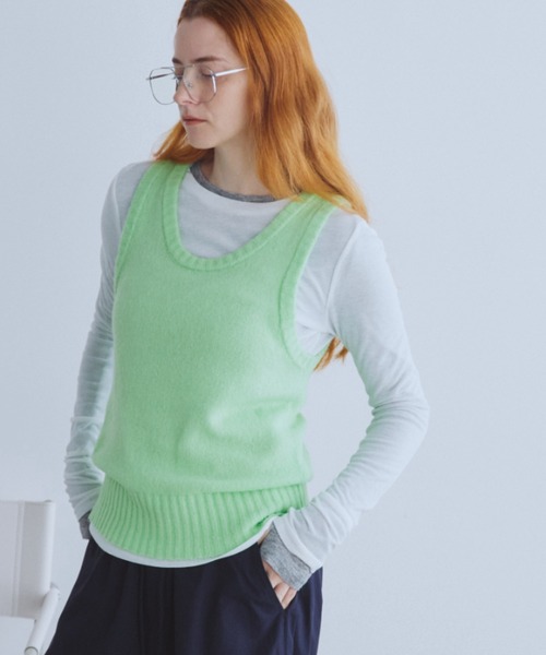 Auntie Rosa Holiday(アンティローザホリデー)の「深Uネックシアーニットベスト(ベスト・レディース・ブラック/グリーン/ピンク・FREE)」の18枚目の写真