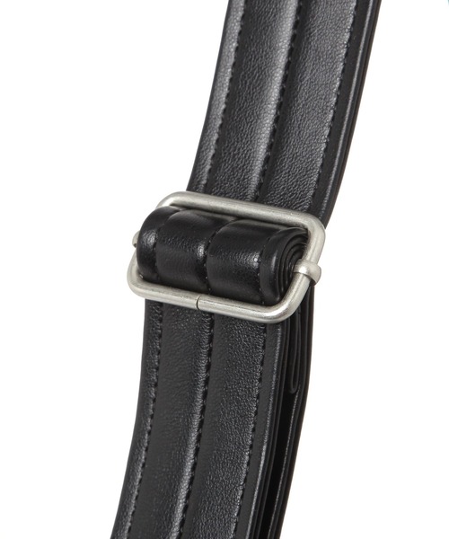 studio CLIP(スタディオクリップ)の「【軽量】軽らく柔らか合皮ショルダー(ショルダーバッグ・レディース・ブラック/アイボリー/その他2・FREE)」の10枚目の写真