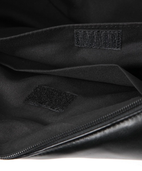 studio CLIP(スタディオクリップ)の「【軽量】軽らく柔らか合皮ショルダー(ショルダーバッグ・レディース・ブラック/アイボリー/その他2・FREE)」の15枚目の写真