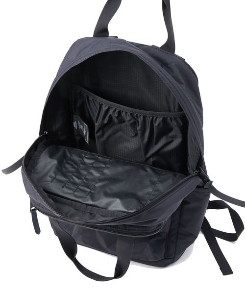 GREGORY(グレゴリー)の「《別注》【GREGORY/グレゴリー】イージーピージーデイ(バックパック/リュック・メンズ・ブラック・FREE)」の8枚目の写真