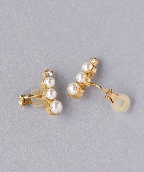 Phoebe(フィービィー)の「【累計販売 5000点突破!】リオデラパールイヤリング(イヤリング・レディース・ホワイト・FREE)」の5枚目の写真