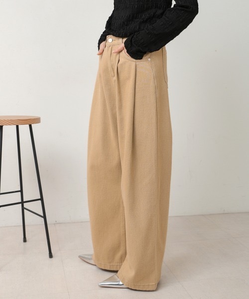 Bou Jeloud(ブージュルード)の「タックワイドパンツ(その他パンツ・レディース・ベージュ/ホワイト/ダークネイビー・38/36)」の14枚目の写真