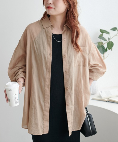 DISCOAT（ディスコート）の「コットンシアーレギュラーシャツ（シャツ/ブラウス・レディース・ネイビー/ベージュ/ピンク/ブラック/オフホワイト/ブルー/ブルー系その他/ベージュ系その他/ダークブラウン/ブルー系その他2/アイボリー・FREE）」の6枚目の写真