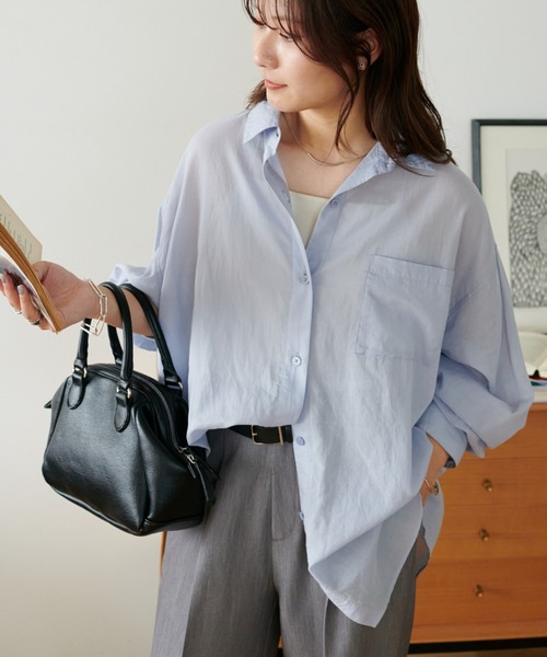 DISCOAT（ディスコート）の「コットンシアーレギュラーシャツ（シャツ/ブラウス・レディース・ネイビー/ベージュ/ピンク/ブラック/オフホワイト/ブルー/ブルー系その他/ベージュ系その他/ダークブラウン/ブルー系その他2/アイボリー・FREE）」の9枚目の写真