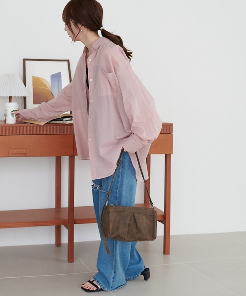 DISCOAT（ディスコート）の「コットンシアーレギュラーシャツ（シャツ/ブラウス・レディース・ネイビー/ベージュ/ピンク/ブラック/オフホワイト/ブルー/ブルー系その他/ベージュ系その他/ダークブラウン/ブルー系その他2/アイボリー・FREE）」の16枚目の写真