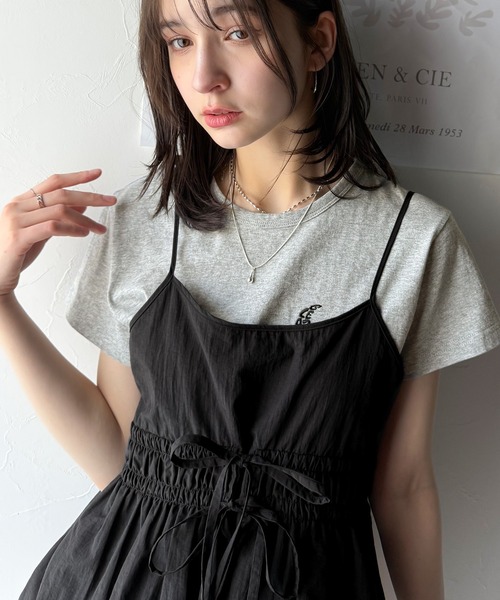 classicalelf（クラシカルエルフ）の「旬のレイヤードスタイルがこれ一着で即完成。ダブルリボン使いキャミ＆ムーン刺繍半袖Tシャツセット（Tシャツ/カットソー・レディース・オフホワイト/杢グレー・LARGE/X-LARGE/SMALL/MEDIUM）」の6枚目の写真
