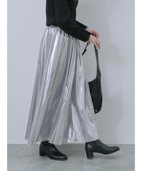 Samansa Mos2 blue（サマンサモスモスブルー）の「◎光沢フレアスカート（スカート・レディース・ブラック/ブラウン/シルバー・F）」の9枚目の写真