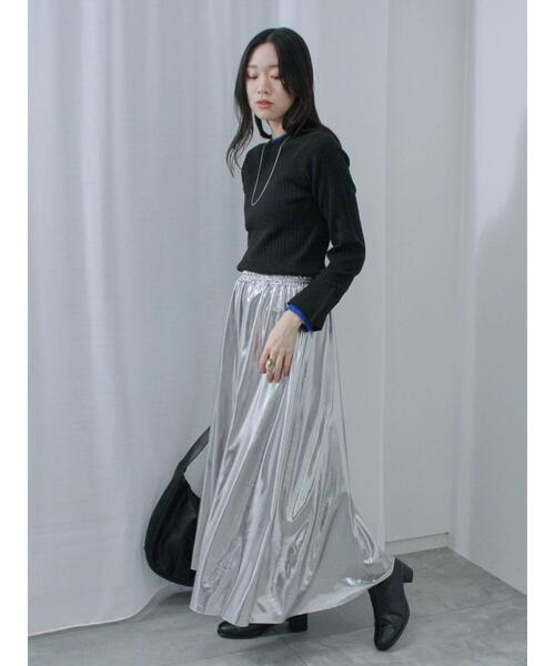 Samansa Mos2 blue（サマンサモスモスブルー）の「◎光沢フレアスカート（スカート・レディース・ブラック/ブラウン/シルバー・F）」の11枚目の写真