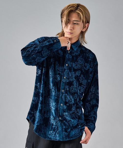 REGIEVO(レジエボ)の「【REGIEVO】エンボスフラワー / シャイニー ベロアシャツ(シャツ/ブラウス・メンズ・ネイビー/ブラック/ピンク・LARGE/MEDIUM)」の15枚目の写真