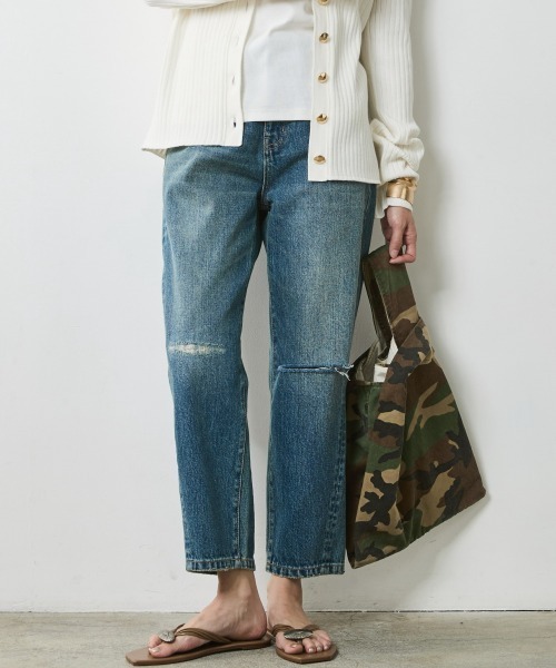 CHIC STYLE(シックスタイル)の「ヴィンテージ風9分丈デニムパンツ<大きいサイズ有>シックスタイル(デニムパンツ・レディース・ネイビー系/ブルー系・80/76/84/88/92/96/98/73/122/106/114)」の2枚目の写真