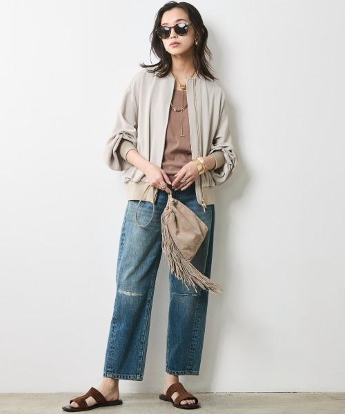 CHIC STYLE(シックスタイル)の「ヴィンテージ風9分丈デニムパンツ<大きいサイズ有>シックスタイル(デニムパンツ・レディース・ネイビー系/ブルー系・80/76/84/88/92/96/98/73/122/106/114)」の5枚目の写真