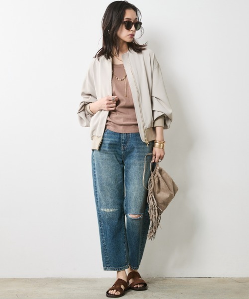 CHIC STYLE(シックスタイル)の「ヴィンテージ風9分丈デニムパンツ<大きいサイズ有>シックスタイル(デニムパンツ・レディース・ネイビー系/ブルー系・80/76/84/88/92/96/98/73/122/106/114)」の11枚目の写真